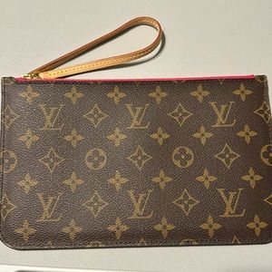 Authentic Louis Vuitton Neverfull Pochette